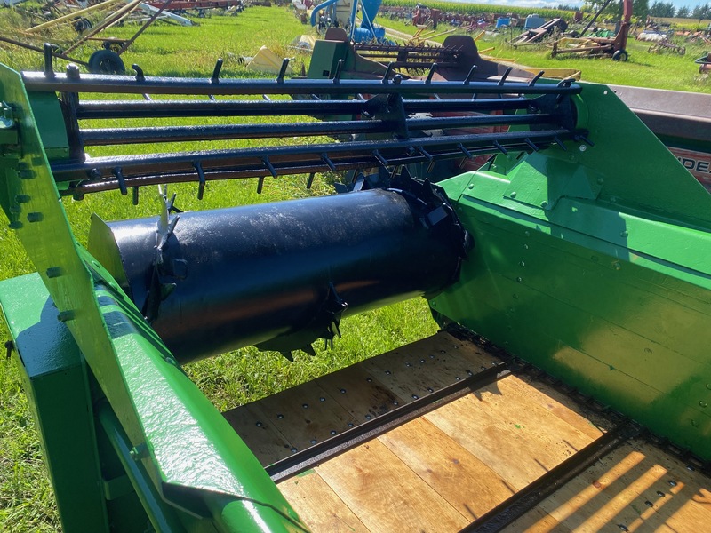 Manure Equipment  John Deere 40 Manure Spreader - Double Beater Photo